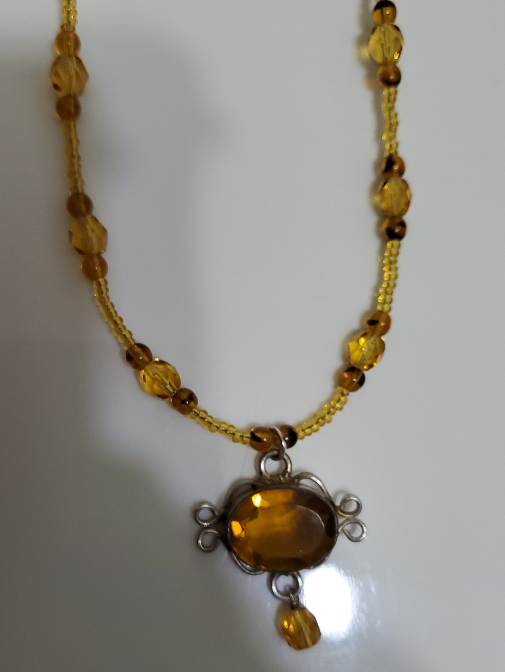 Women’s Amber Beaded Pendant Necklace - Yellow